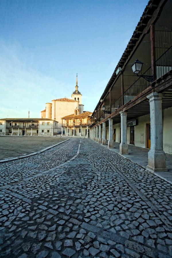 Alojamiento Colmenar De Oreja Plaza Mayor Eksteriør billede